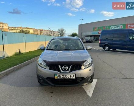 Серый Ниссан Кашкай 2, объемом двигателя 2 л и пробегом 161 тыс. км за 14000 $, фото 3 на Automoto.ua