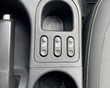 Серый Ниссан Кашкай 2, объемом двигателя 1.6 л и пробегом 211 тыс. км за 12000 $, фото 12 на Automoto.ua