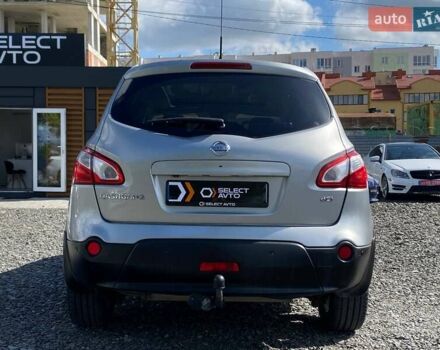 Серый Ниссан Кашкай 2, объемом двигателя 2 л и пробегом 226 тыс. км за 13190 $, фото 3 на Automoto.ua