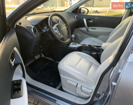 Серый Ниссан Кашкай 2, объемом двигателя 2 л и пробегом 181 тыс. км за 12599 $, фото 31 на Automoto.ua