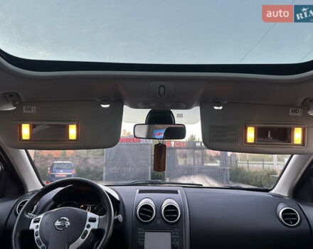 Сірий Ніссан Кашкай 2, об'ємом двигуна 1.6 л та пробігом 220 тис. км за 11550 $, фото 62 на Automoto.ua