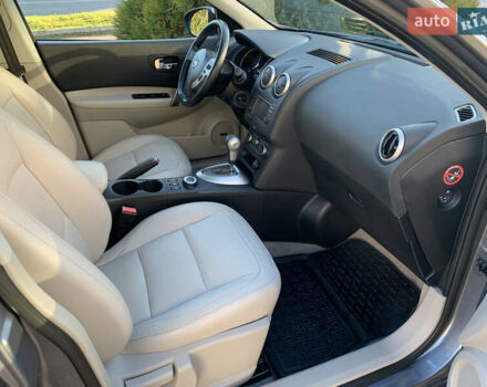 Серый Ниссан Кашкай 2, объемом двигателя 2 л и пробегом 181 тыс. км за 12599 $, фото 29 на Automoto.ua