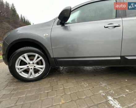 Сірий Ніссан Кашкай 2, об'ємом двигуна 1.6 л та пробігом 246 тис. км за 11400 $, фото 15 на Automoto.ua