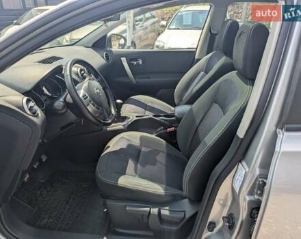 Сірий Ніссан Кашкай 2, об'ємом двигуна 1.6 л та пробігом 150 тис. км за 11550 $, фото 23 на Automoto.ua
