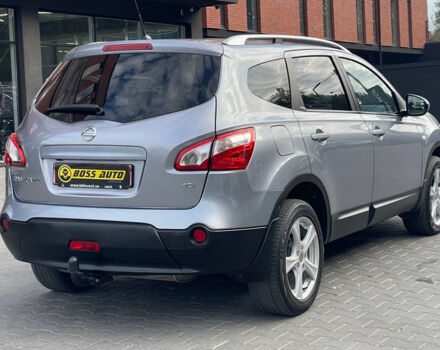 Серый Ниссан Кашкай 2, объемом двигателя 1.6 л и пробегом 211 тыс. км за 12000 $, фото 5 на Automoto.ua