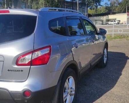 Сірий Ніссан Кашкай 2, об'ємом двигуна 2 л та пробігом 262 тис. км за 11500 $, фото 4 на Automoto.ua