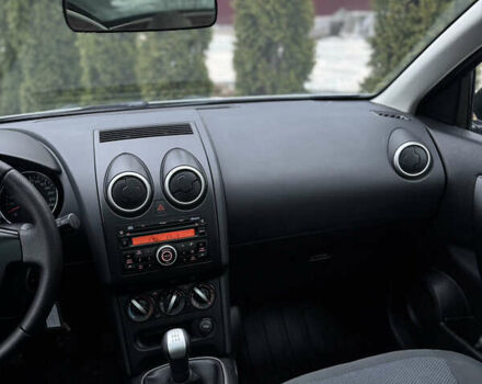 Серый Ниссан Кашкай 2, объемом двигателя 1.6 л и пробегом 277 тыс. км за 8999 $, фото 11 на Automoto.ua