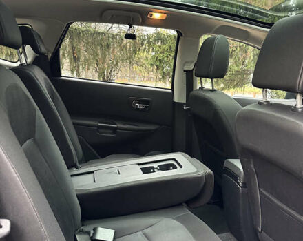 Серый Ниссан Кашкай 2, объемом двигателя 2 л и пробегом 218 тыс. км за 12400 $, фото 46 на Automoto.ua