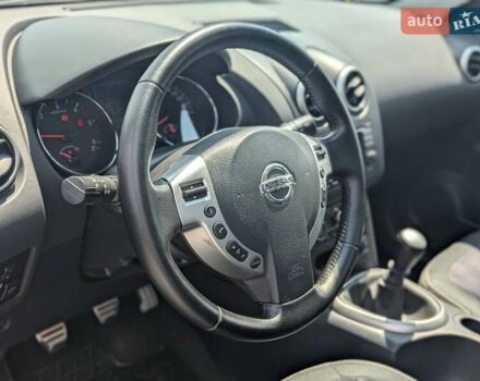 Сірий Ніссан Кашкай 2, об'ємом двигуна 1.6 л та пробігом 150 тис. км за 11550 $, фото 26 на Automoto.ua