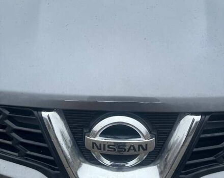 Сірий Ніссан Кашкай 2, об'ємом двигуна 1.46 л та пробігом 275 тис. км за 11000 $, фото 4 на Automoto.ua