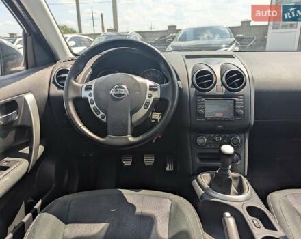 Сірий Ніссан Кашкай 2, об'ємом двигуна 1.6 л та пробігом 150 тис. км за 11550 $, фото 36 на Automoto.ua
