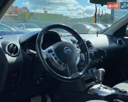 Серый Ниссан Кашкай 2, объемом двигателя 2 л и пробегом 226 тыс. км за 13190 $, фото 10 на Automoto.ua