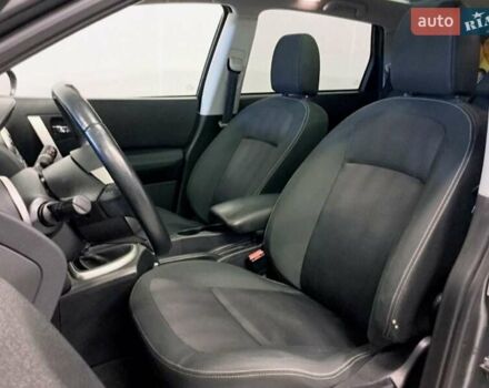 Серый Ниссан Кашкай 2, объемом двигателя 1.6 л и пробегом 162 тыс. км за 12850 $, фото 13 на Automoto.ua