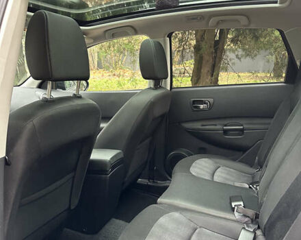 Серый Ниссан Кашкай 2, объемом двигателя 2 л и пробегом 218 тыс. км за 12400 $, фото 43 на Automoto.ua