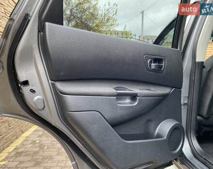 Сірий Ніссан Кашкай 2, об'ємом двигуна 2 л та пробігом 167 тис. км за 12400 $, фото 54 на Automoto.ua