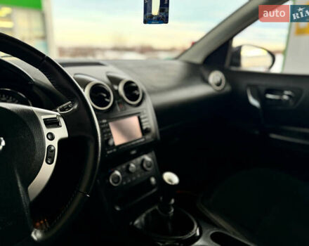 Серый Ниссан Кашкай 2, объемом двигателя 1.5 л и пробегом 220 тыс. км за 12299 $, фото 85 на Automoto.ua