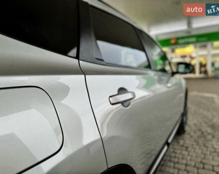 Серый Ниссан Кашкай 2, объемом двигателя 1.5 л и пробегом 220 тыс. км за 12299 $, фото 74 на Automoto.ua