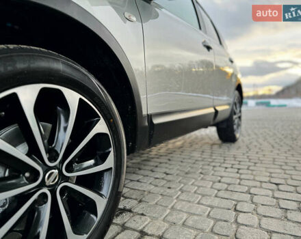 Серый Ниссан Кашкай 2, объемом двигателя 1.5 л и пробегом 220 тыс. км за 12299 $, фото 24 на Automoto.ua