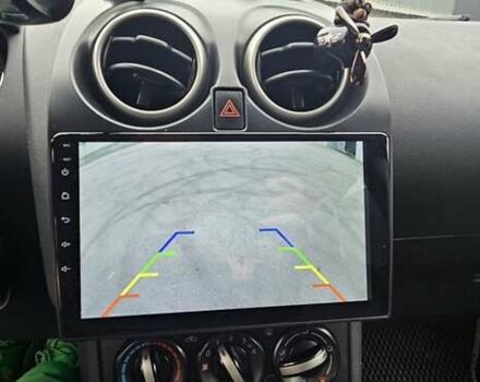 Сірий Ніссан Кашкай 2, об'ємом двигуна 1.6 л та пробігом 213 тис. км за 10999 $, фото 18 на Automoto.ua