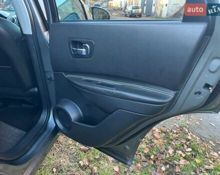 Сірий Ніссан Кашкай 2, об'ємом двигуна 2 л та пробігом 227 тис. км за 13900 $, фото 34 на Automoto.ua