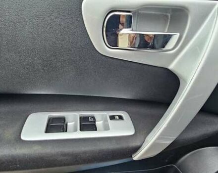 Сірий Ніссан Кашкай 2, об'ємом двигуна 1.6 л та пробігом 213 тис. км за 10999 $, фото 6 на Automoto.ua