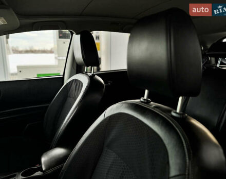 Серый Ниссан Кашкай 2, объемом двигателя 1.5 л и пробегом 220 тыс. км за 12299 $, фото 99 на Automoto.ua