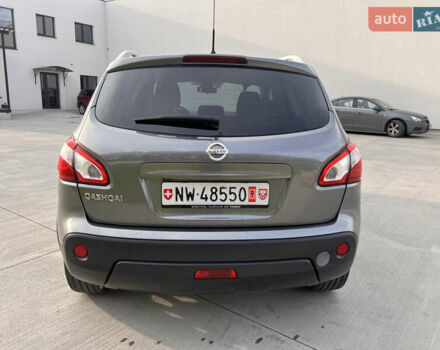 Ниссан Кашкай 2 2013 в Луцке на Automoto.ua Серый Ниссан Кашкай 2, объемом двигателя 2 л и пробегом 219 тыс. км за 10750 $, фото 4 на Automoto.ua