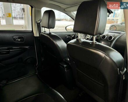 Серый Ниссан Кашкай 2, объемом двигателя 1.5 л и пробегом 220 тыс. км за 12299 $, фото 122 на Automoto.ua