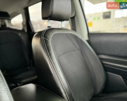 Серый Ниссан Кашкай 2, объемом двигателя 1.5 л и пробегом 220 тыс. км за 12299 $, фото 114 на Automoto.ua