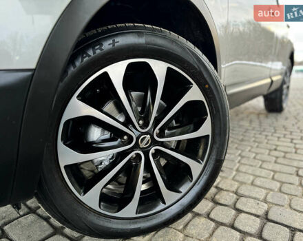 Серый Ниссан Кашкай 2, объемом двигателя 1.5 л и пробегом 220 тыс. км за 12299 $, фото 14 на Automoto.ua