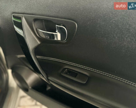 Серый Ниссан Кашкай 2, объемом двигателя 1.5 л и пробегом 220 тыс. км за 12299 $, фото 120 на Automoto.ua