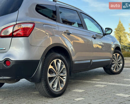 Серый Ниссан Кашкай 2, объемом двигателя 1.6 л и пробегом 180 тыс. км за 11999 $, фото 29 на Automoto.ua