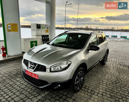 Серый Ниссан Кашкай 2, объемом двигателя 1.5 л и пробегом 220 тыс. км за 12299 $, фото 2 на Automoto.ua