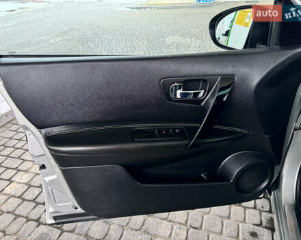 Серый Ниссан Кашкай 2, объемом двигателя 1.5 л и пробегом 220 тыс. км за 12299 $, фото 105 на Automoto.ua