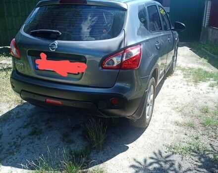 Серый Ниссан Кашкай 2, объемом двигателя 2 л и пробегом 198 тыс. км за 10500 $, фото 3 на Automoto.ua