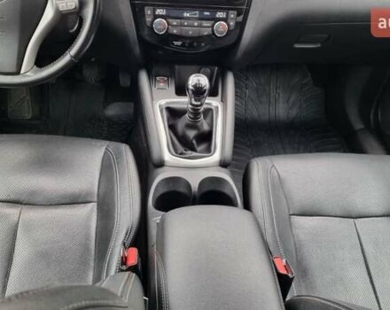 Серый Ниссан Кашкай 2, объемом двигателя 1.6 л и пробегом 214 тыс. км за 15500 $, фото 9 на Automoto.ua