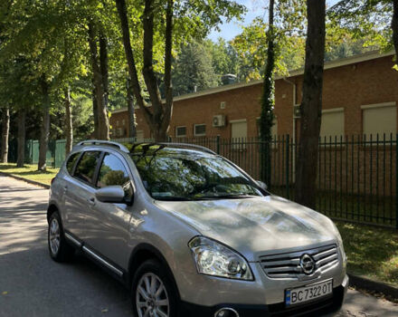 Сірий Ніссан Кашкай 2, об'ємом двигуна 2 л та пробігом 308 тис. км за 10400 $, фото 1 на Automoto.ua
