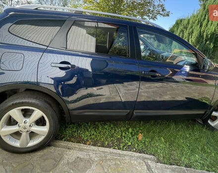Синій Ніссан Кашкай 2, об'ємом двигуна 2 л та пробігом 184 тис. км за 10700 $, фото 4 на Automoto.ua
