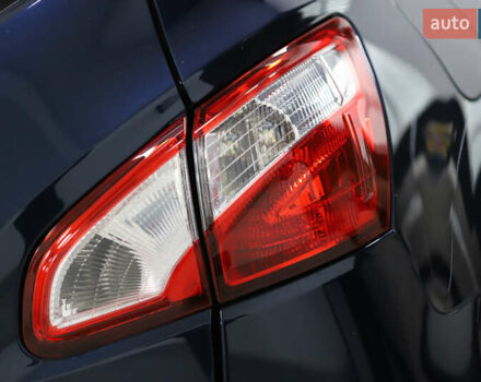 Синий Ниссан Кашкай 2, объемом двигателя 2 л и пробегом 133 тыс. км за 12600 $, фото 48 на Automoto.ua