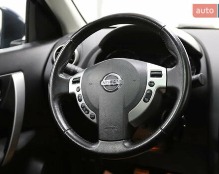 Синий Ниссан Кашкай 2, объемом двигателя 2 л и пробегом 133 тыс. км за 12600 $, фото 95 на Automoto.ua