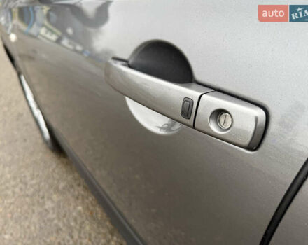 Синій Ніссан Кашкай 2, об'ємом двигуна 2 л та пробігом 229 тис. км за 12500 $, фото 27 на Automoto.ua