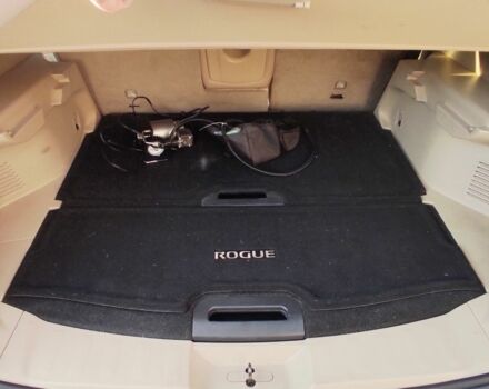 Білий Ніссан Rogue, об'ємом двигуна 2.5 л та пробігом 72 тис. км за 19700 $, фото 16 на Automoto.ua