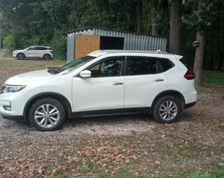 Білий Ніссан Rogue, об'ємом двигуна 2.5 л та пробігом 115 тис. км за 15255 $, фото 2 на Automoto.ua