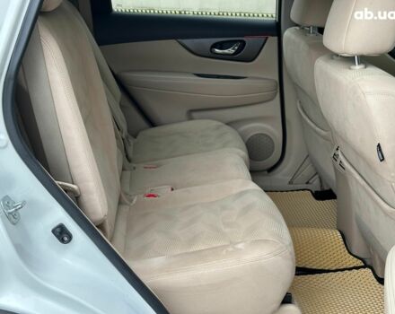 Ниссан Rogue 2014 в Одессе на Automoto.ua Белый Ниссан Rogue, объемом двигателя 2.5 л и пробегом 181 тыс. км за 11980 $, фото 19 на Automoto.ua