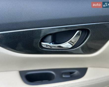 Белый Ниссан Rogue, объемом двигателя 2.49 л и пробегом 130 тыс. км за 12100 $, фото 27 на Automoto.ua