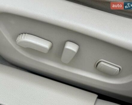 Белый Ниссан Rogue, объемом двигателя 2.5 л и пробегом 181 тыс. км за 11980 $, фото 13 на Automoto.ua