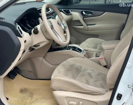 Ниссан Rogue 2014 в Одессе на Automoto.ua Белый Ниссан Rogue, объемом двигателя 2.5 л и пробегом 181 тыс. км за 11980 $, фото 15 на Automoto.ua