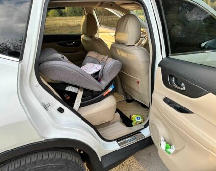 Белый Ниссан Rogue, объемом двигателя 2.5 л и пробегом 205 тыс. км за 11999 $, фото 12 на Automoto.ua