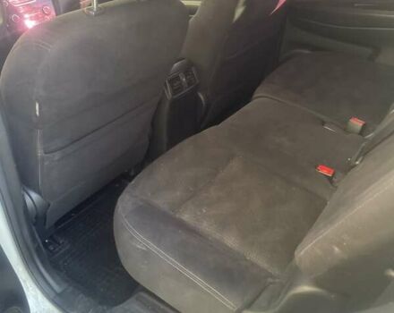 Белый Ниссан Rogue, объемом двигателя 2.49 л и пробегом 216 тыс. км за 11000 $, фото 4 на Automoto.ua