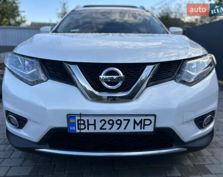 Белый Ниссан Rogue, объемом двигателя 2.49 л и пробегом 130 тыс. км за 12100 $, фото 5 на Automoto.ua